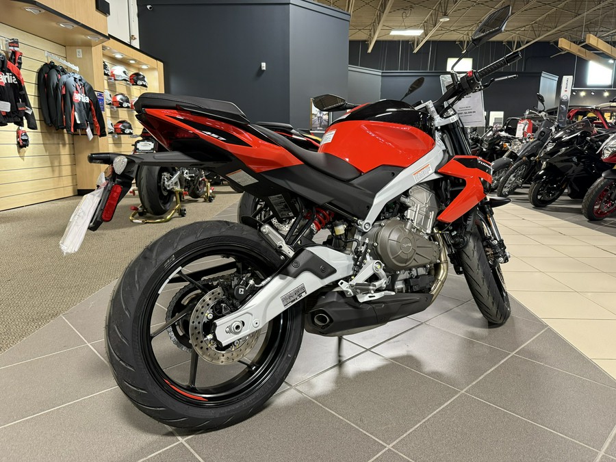 2026 Aprilia Tuono 457