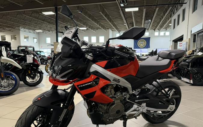 2026 Aprilia Tuono 457