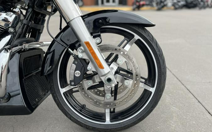 2024 Harley-Davidson® FLTRX Road Glide® Vivid Black 639385