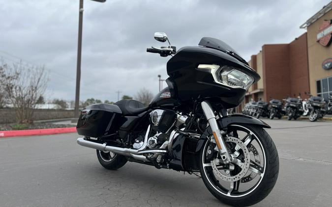 2024 Harley-Davidson® FLTRX Road Glide® Vivid Black 639385
