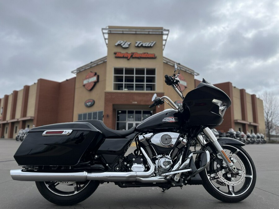 2024 Harley-Davidson® FLTRX Road Glide® Vivid Black 639385