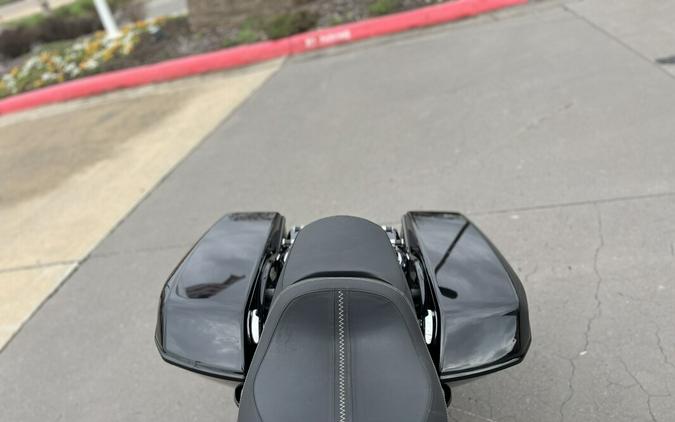 2024 Harley-Davidson® FLTRX Road Glide® Vivid Black 639385