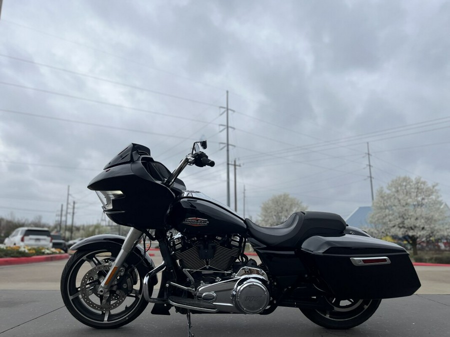 2024 Harley-Davidson® FLTRX Road Glide® Vivid Black 639385
