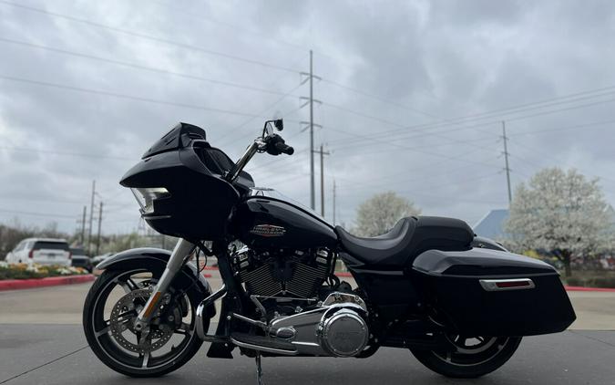 2024 Harley-Davidson® FLTRX Road Glide® Vivid Black 639385