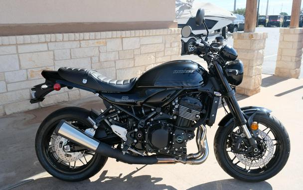 2026 KAWASAKI Z900RS ABS