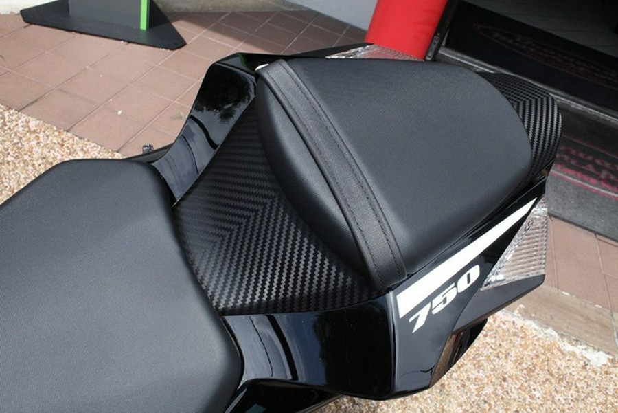 2026 Suzuki GSX-R750Z