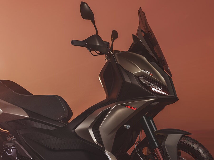 2027 Aprilia SR GT 400