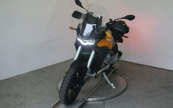 2024 Moto Guzzi Stelvio