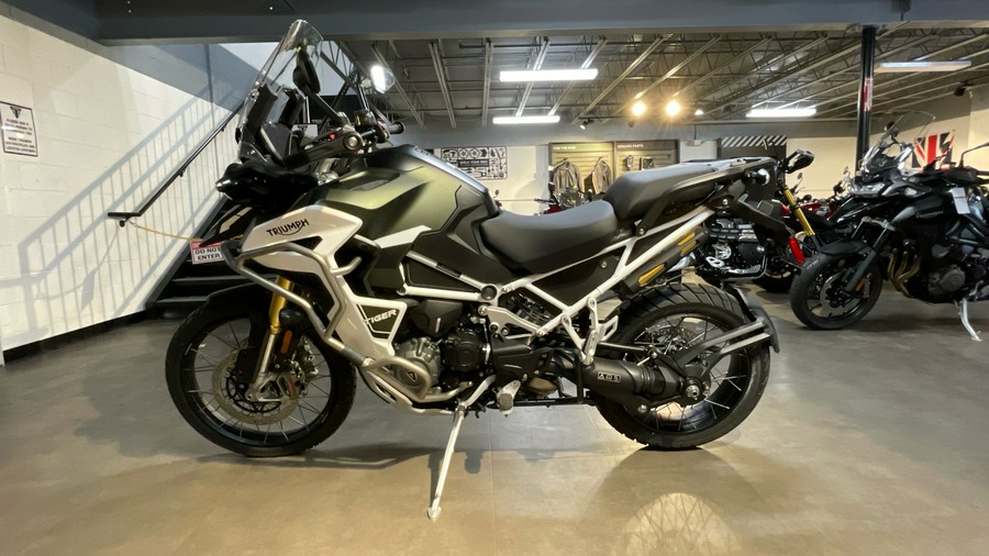 2025 Triumph Tiger 1200 Rally Explorer