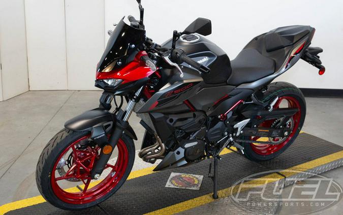 2025 Kawasaki Z500 SE ABS