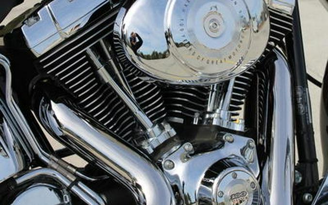 2003 Harley-Davidson® FLSTFI - Fat Boy® Injection
