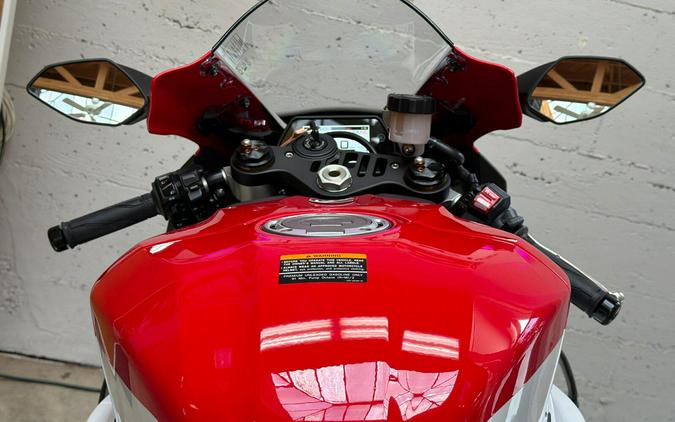 2026 Yamaha YZF-R1