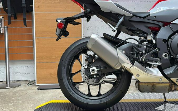 2026 Yamaha YZF-R1