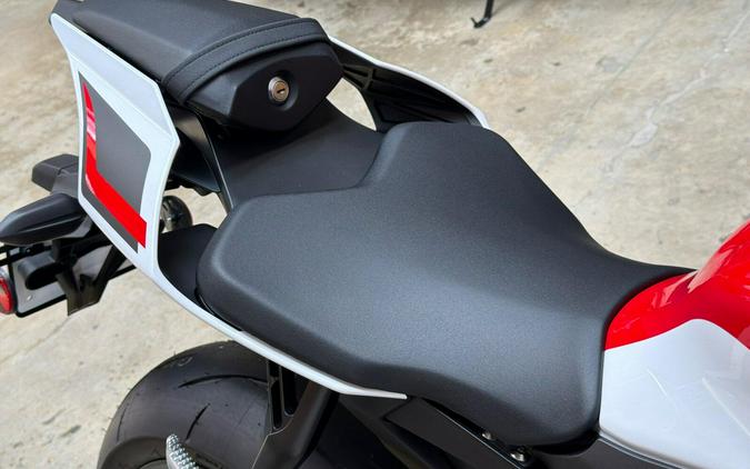 2026 Yamaha YZF-R1
