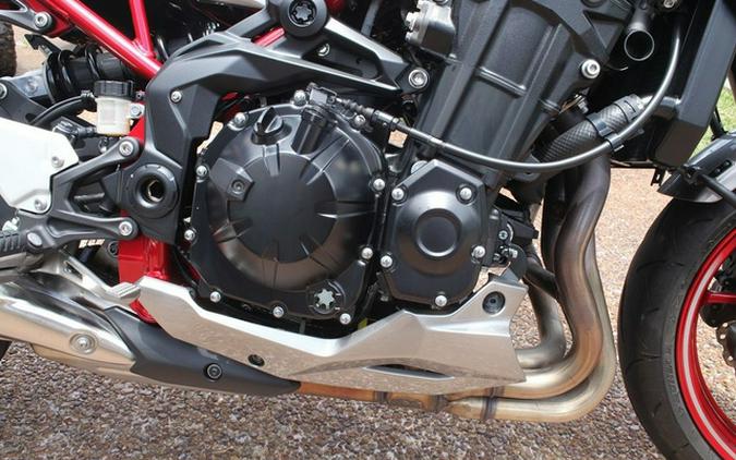 2023 Kawasaki Z900 ABS Metallic Black/Graphite Gray/Flat Black