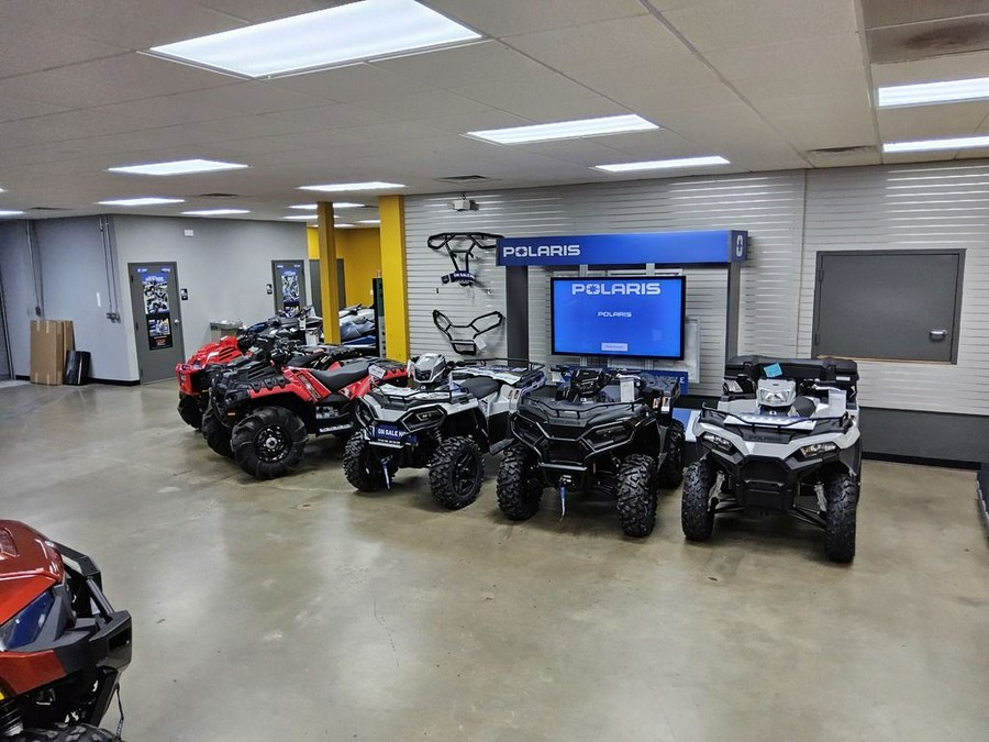 2026 Can-Am® Defender Limited HD11
