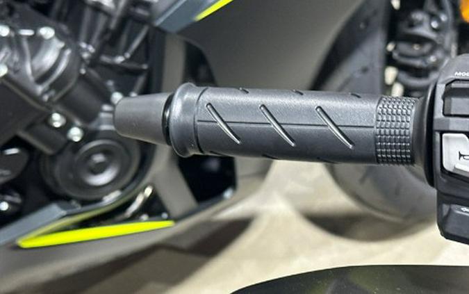 2026 Honda CB750 Hornet E-Clutch