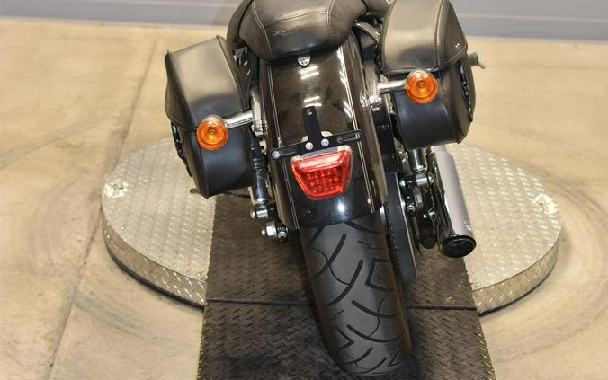 2012 Sportster 1200 Custom XL1200C