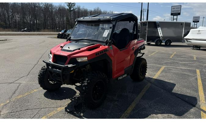 2017 GENERAL 1000 EPS BASE - INDY RED - Polaris
