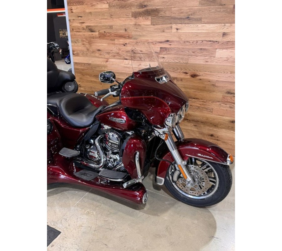 2016 Harley-Davidson Trike FLHTCUTG - Tri Glide Ultra