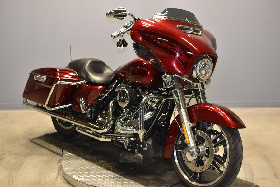 2017 Harley-Davidson Street Glide Special FLHXS
