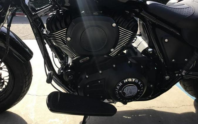 2022 Indian Motorcycle® Super Chief® ABS Black Metallic