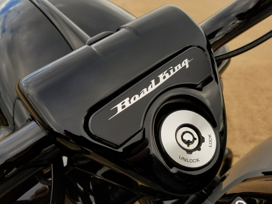 2024 Harley-Davidson® Road King® Special Billiard Grey