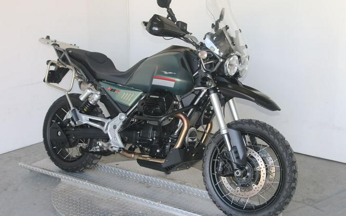 2022 Moto Guzzi V85 TT E5