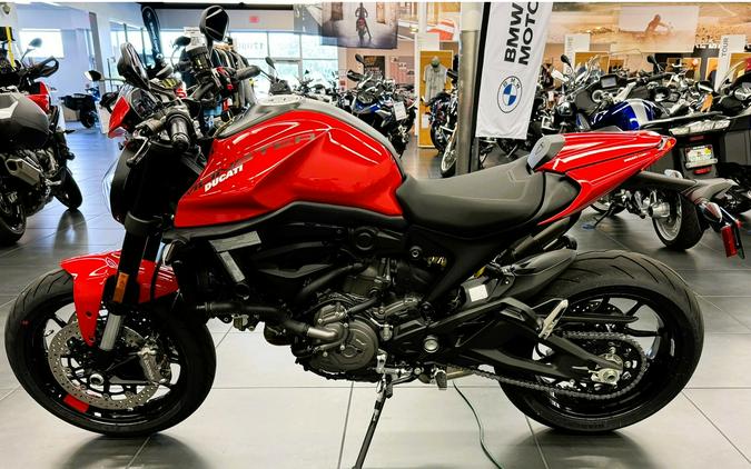 2024 Ducati Monster Plus