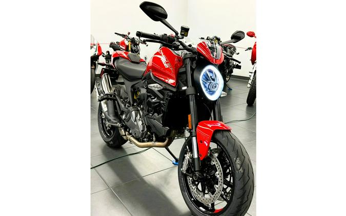 2024 Ducati Monster Plus