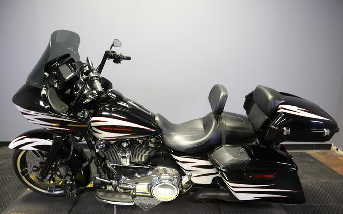 2017 Harley-Davidson Road Glide Special Vivid Black