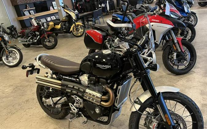 2023 Triumph Scrambler 1200 XC Sapphire Black