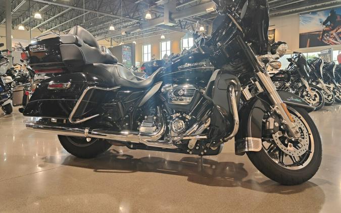 2017 Harley-Davidson Ultra Limited Low Black