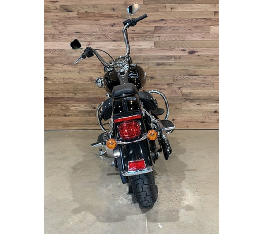 2016 Harley-Davidson Softail FLSTC - Heritage Classic