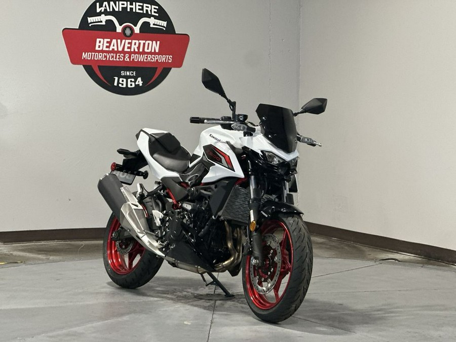 2026 Kawasaki Ninja® 500 Base