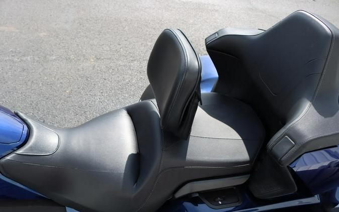 2018 Honda® Gold Wing Tour Automatic DCT Pearl Hawkseye Blue