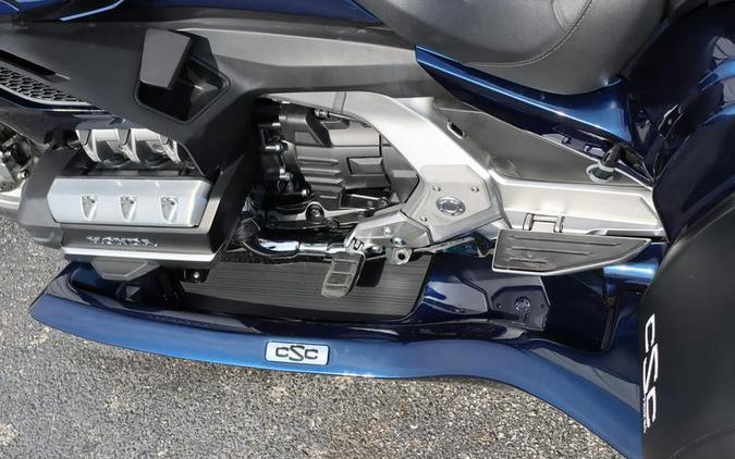 2018 Honda® Gold Wing Tour Automatic DCT Pearl Hawkseye Blue