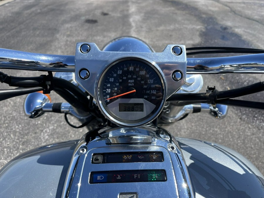 2002 Honda VTX1800C