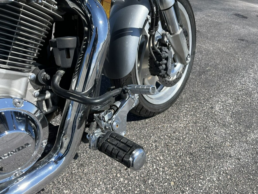 2002 Honda VTX1800C