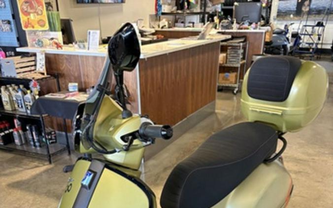 2023 Vespa GTS Super 300 Sport