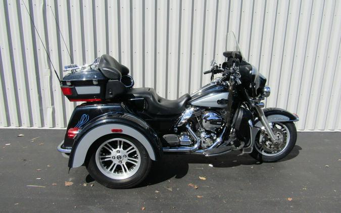 2013 Harley-Davidson® FLHTCUTG - Tri Glide® Ultra Classic®