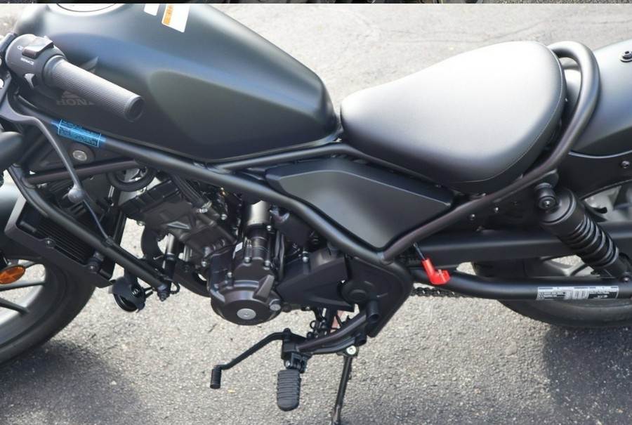 2025 Honda Rebel® 300 Base