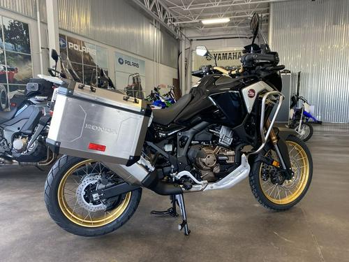 2020 Honda Africa Twin Adventure Sports ES DCT Review (18 Fast Facts)