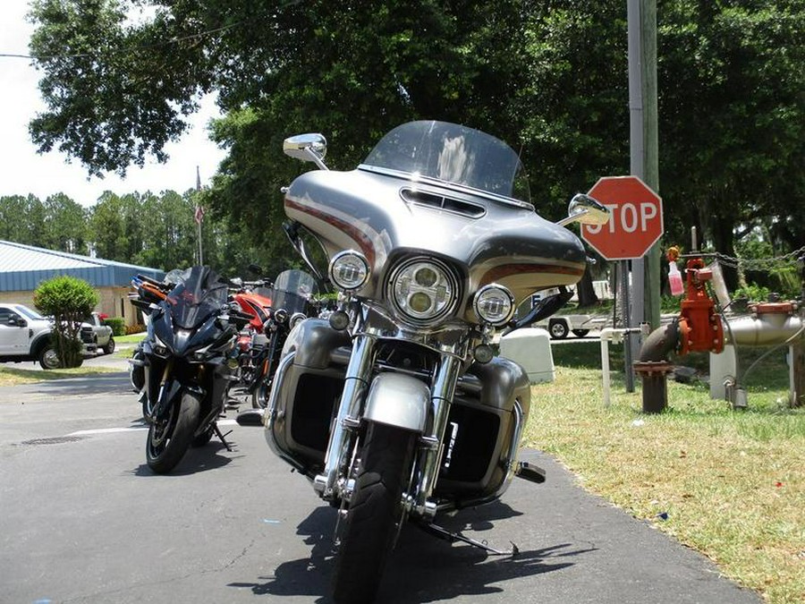 2016 Harley-Davidson® FLHTKSE - CVO™ Limited