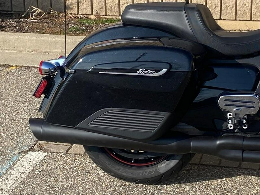 2021 Indian Motorcycle® Challenger® Limited Thunder Black Pearl