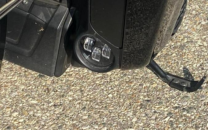 2021 Indian Motorcycle® Challenger® Limited Thunder Black Pearl