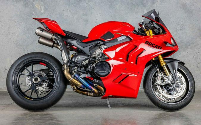 2024 Ducati Panigale V4 S Red V4 SP2