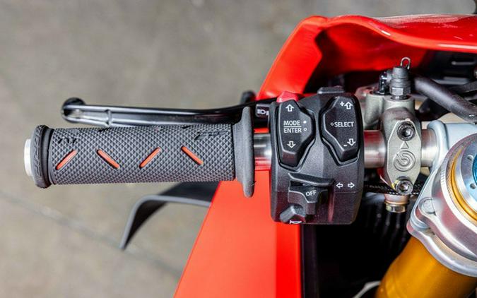 2024 Ducati Panigale V4 S Red V4 SP2