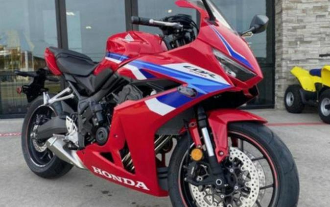 2026 Honda CBR650R E-Clutch