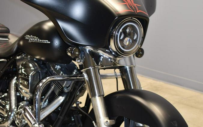 2014 Harley-Davidson Street Glide FLHX
